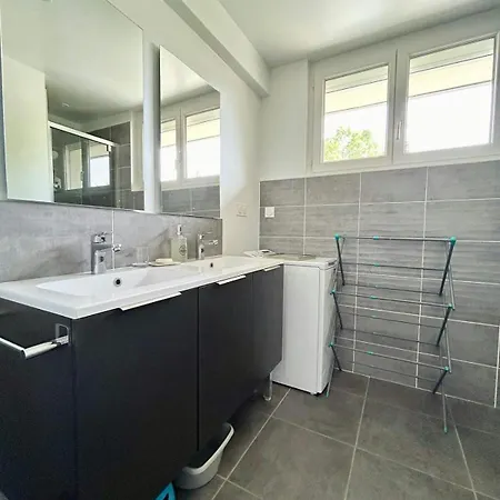 Le Cocon Des Familles - Climatise - Neuf - Calme - 2 Apartment
